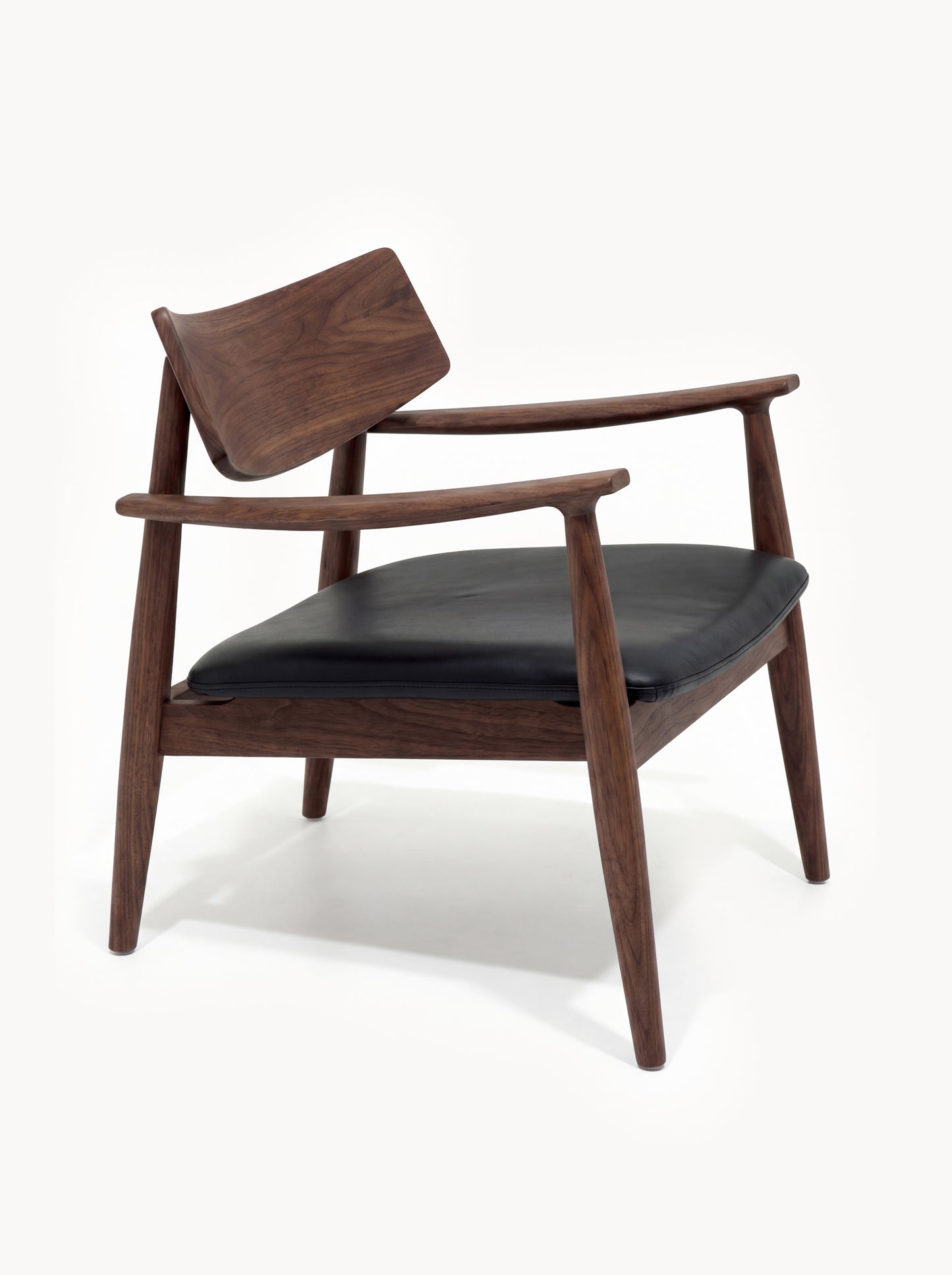 Ashwood Lounge Chair Konza